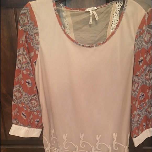 BKE Gimmicks Top - Picture 4 of 6